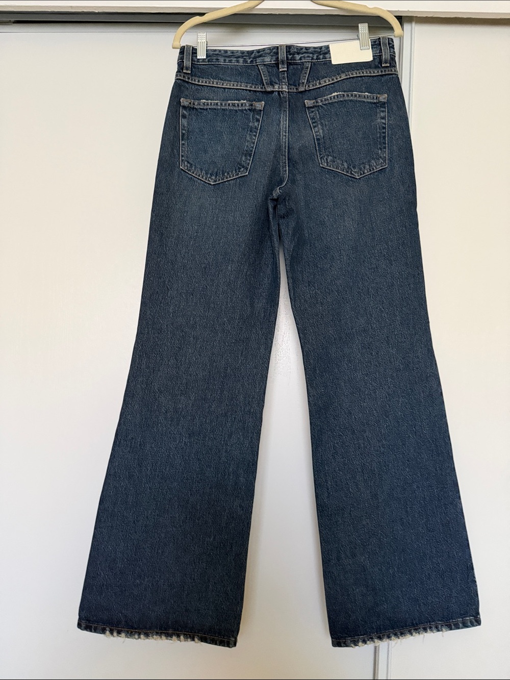 Closed Wide-Leg High-Rise Jeans in Faded Blue Denim - Picture 6 of 8